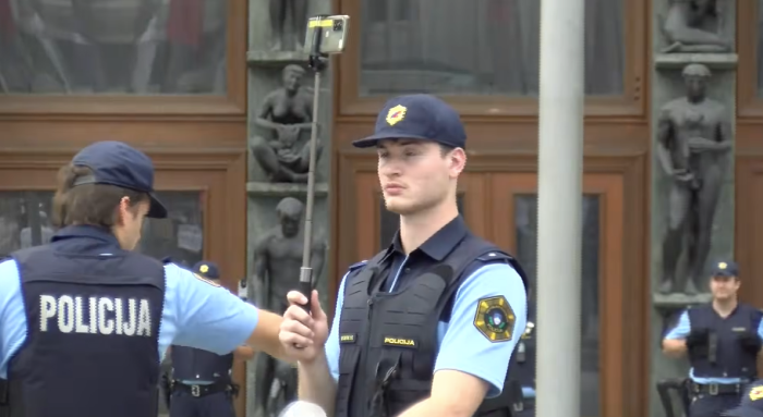 policist mobitel.png
