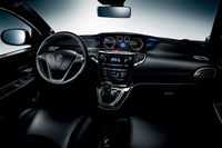 1476995-Lancia-Ypsilon-Interior-1.jpg