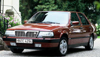 1115942-lancia_thema_8.32_5.jpg